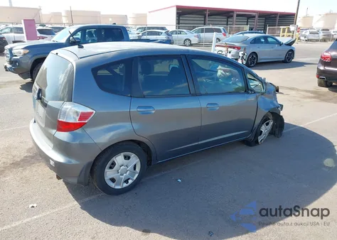 2013 Honda Fit z USA, uszkodzony, nr VIN JHMGE8H30DC071716